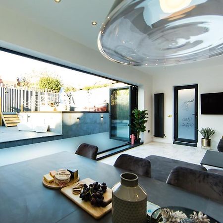 Rounton Villa By Maison Parfaite - Hot Tub - Sea Views - Parking Robin Hood's Bay Buitenkant foto