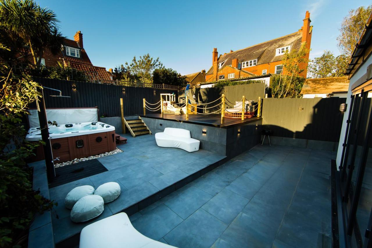 Rounton Villa By Maison Parfaite - Hot Tub - Sea Views - Parking Robin Hood's Bay Buitenkant foto