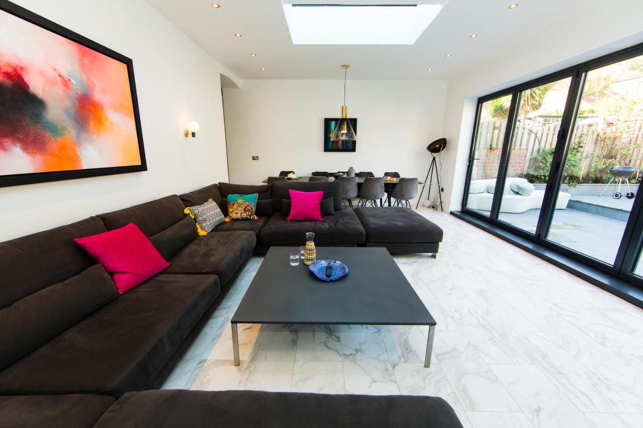 Rounton Villa By Maison Parfaite - Hot Tub - Sea Views - Parking Robin Hood's Bay Buitenkant foto
