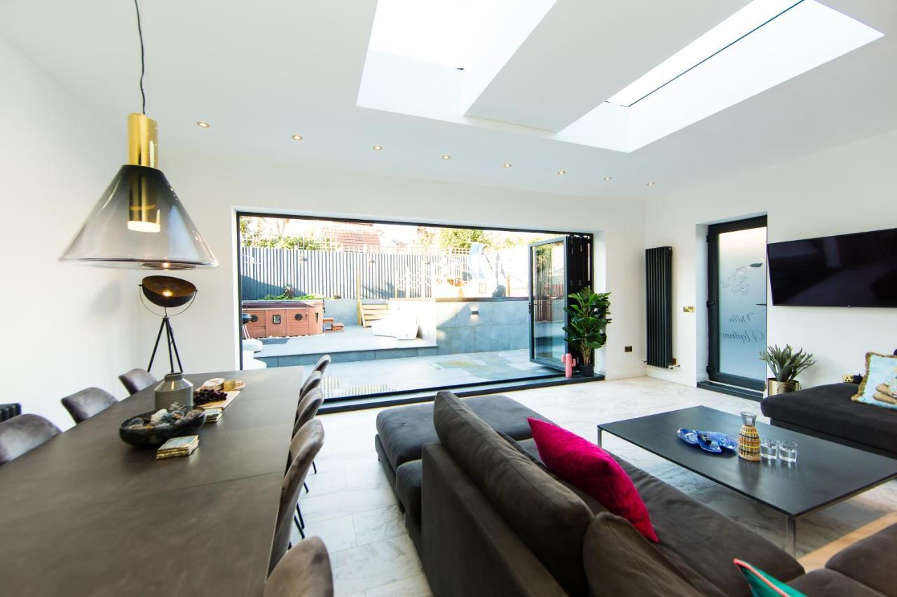 Rounton Villa By Maison Parfaite - Hot Tub - Sea Views - Parking Robin Hood's Bay Buitenkant foto